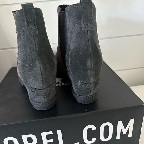 Purple Sorel Joan of Arctic Wedge Boots - Picture 6 of 10